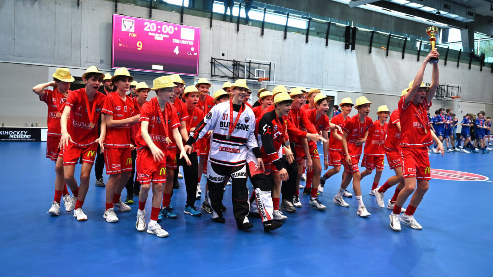 Floorball koeniz u16 schweizermeister 18