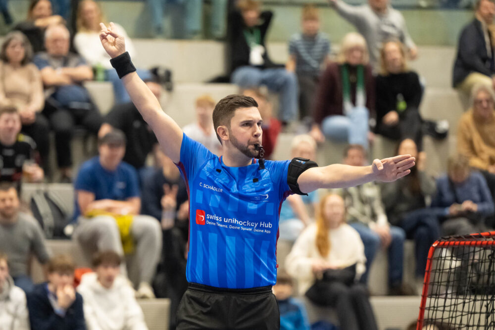 Floorball koeniz schiedsrichter