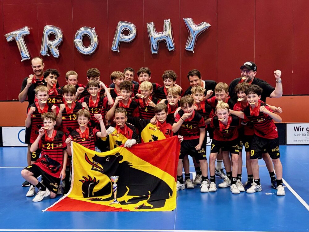 U14 trophy Bild 2
