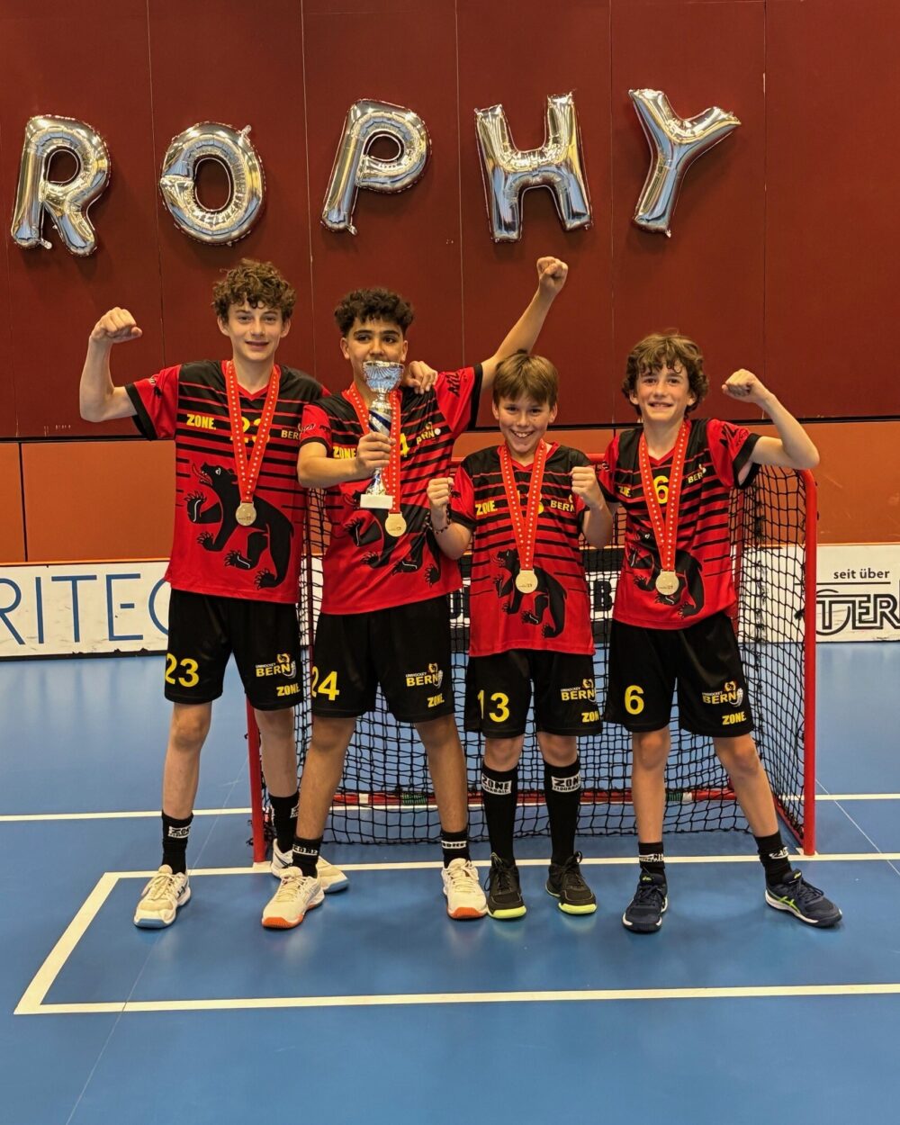 U14 trophy Bild 1