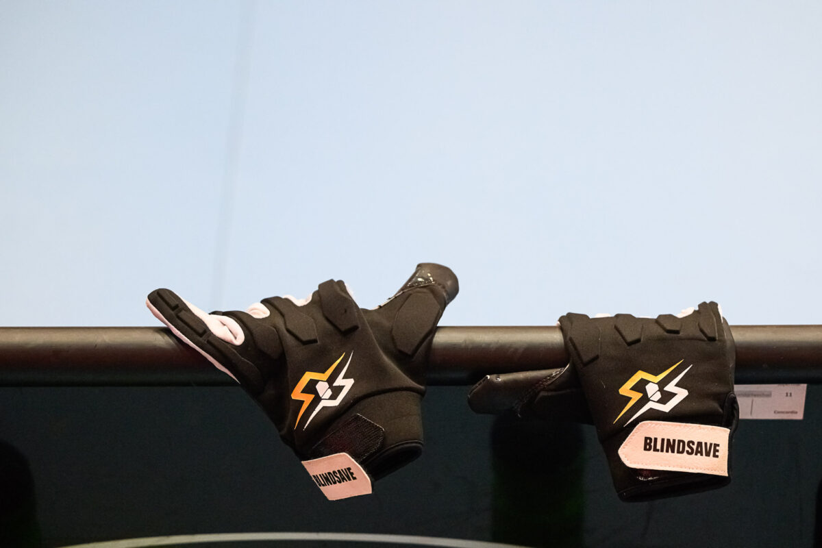 230218 Symbolbild Handschuhe