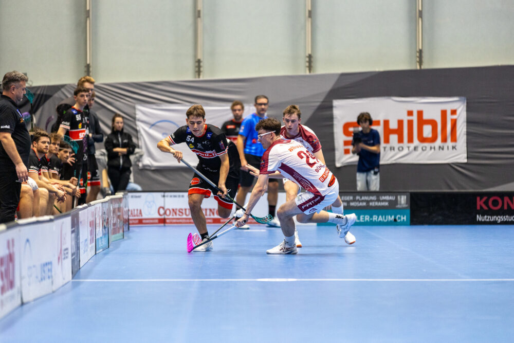 Uster 54926953081 cfe90dbc0d k 1