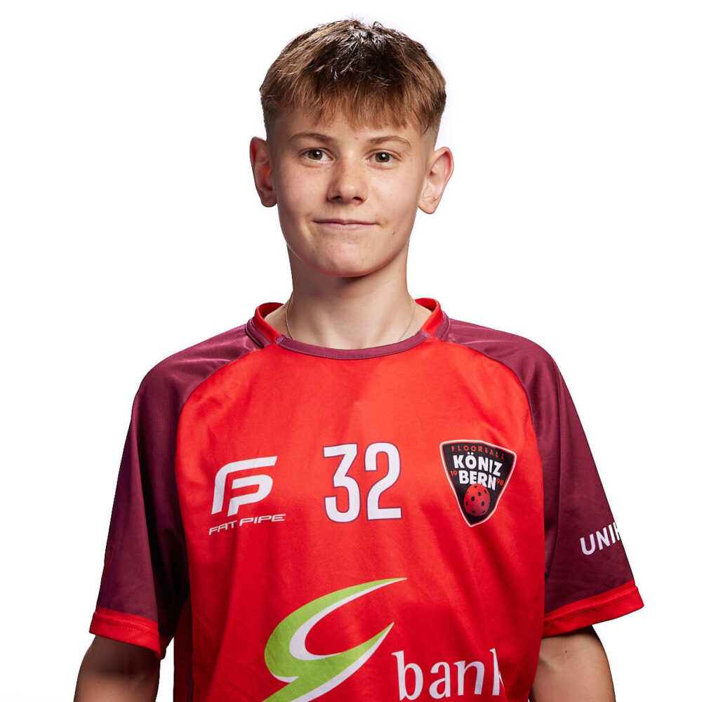 32 Laurin Hiltbrunner