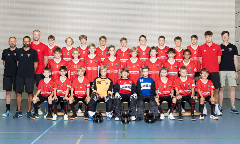 24-25_Teamfoto U12 GF rot