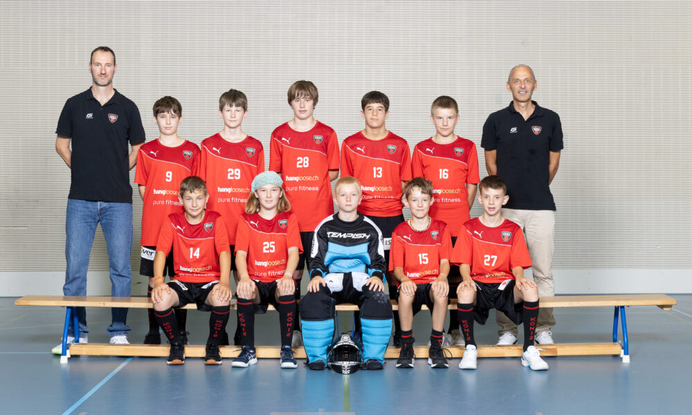 24-25_Teamfoto U14 KF rot